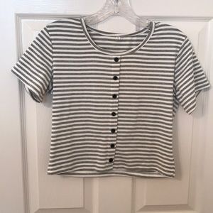 Cute gray and white striped top